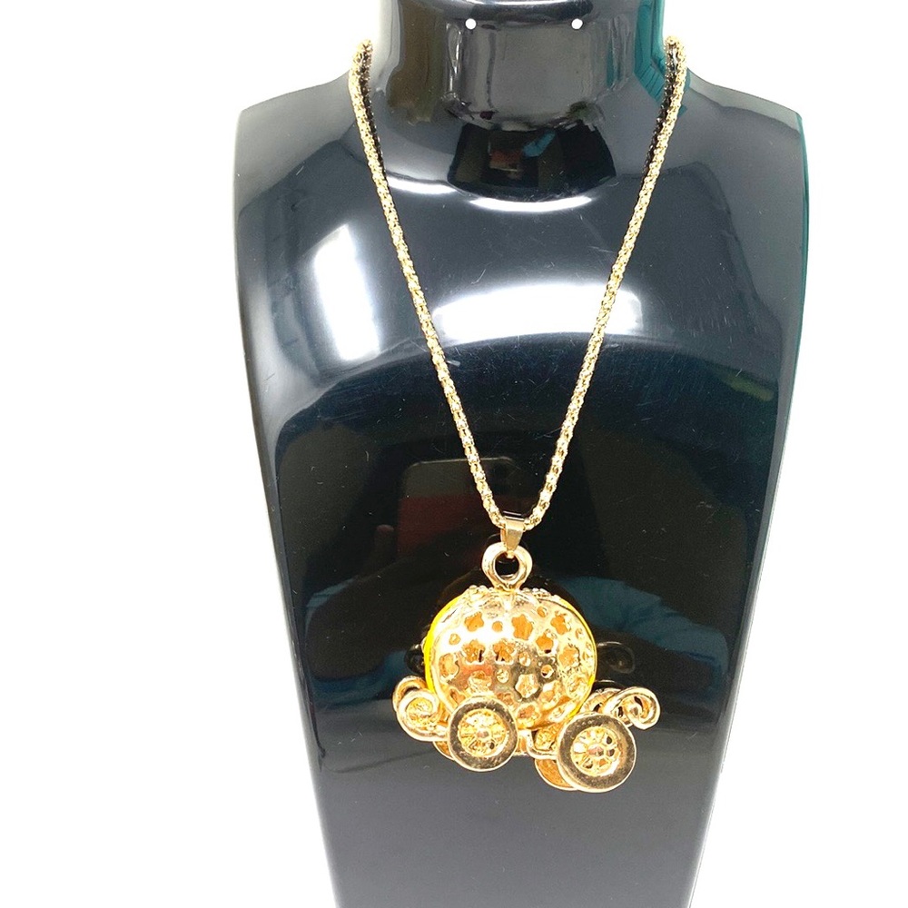 Authentic Betsey Johnson 3D Enamel Yellow Princess Carriage Pendant Neck… - Picture 4 of 9